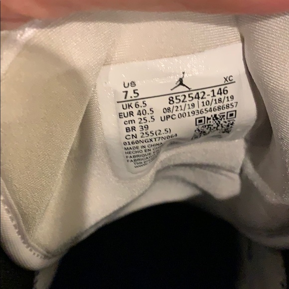 *SOLD ON EBAY* Jordan 1 Mid Multicolor Swoosh 7.5 - Picture 6 of 7